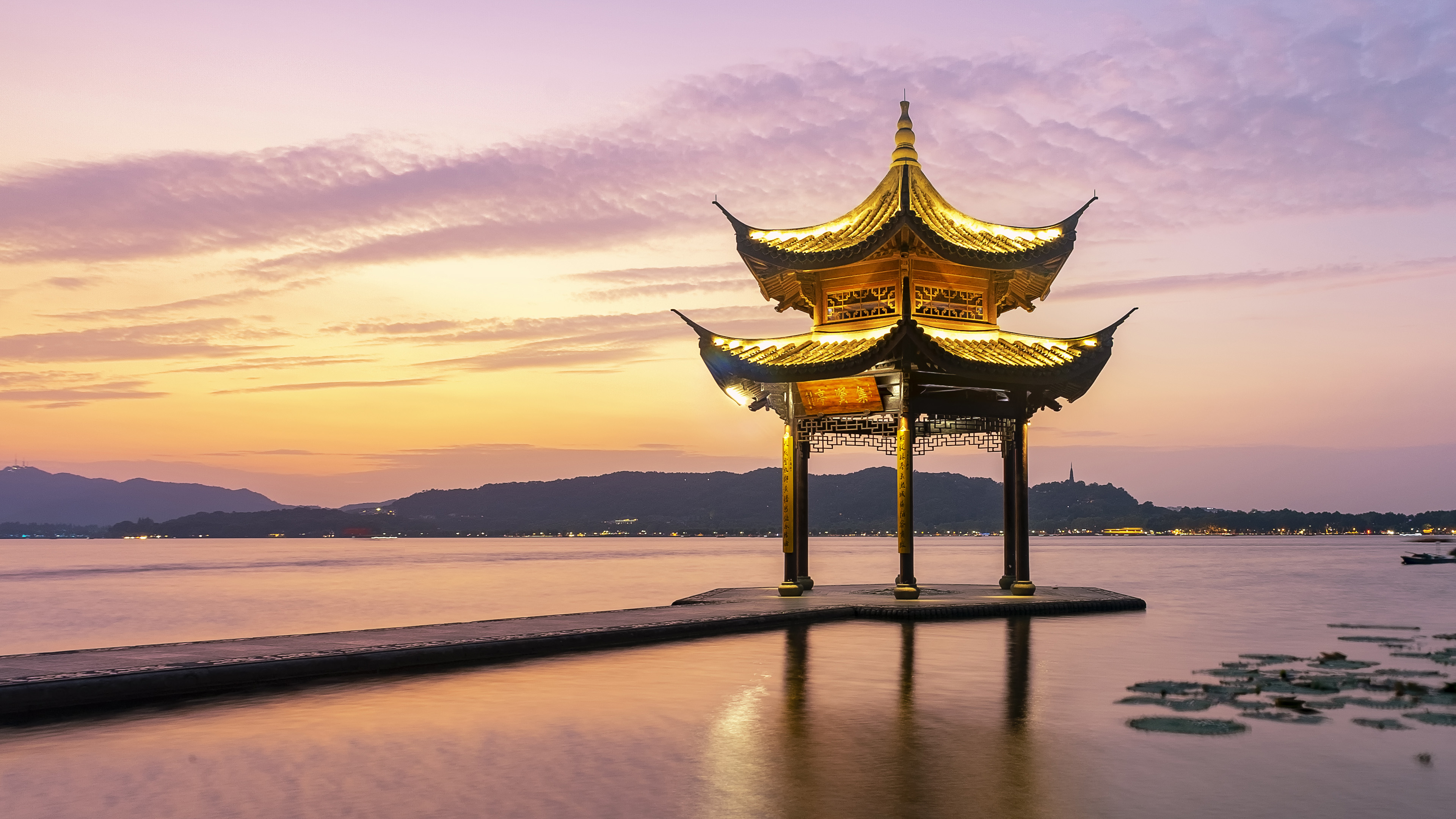 Berita Kedua Muslimah